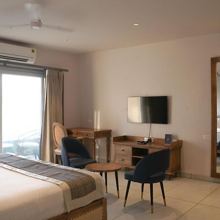 Ariena By Spree Hotels Goa Morjim Buitenkant foto