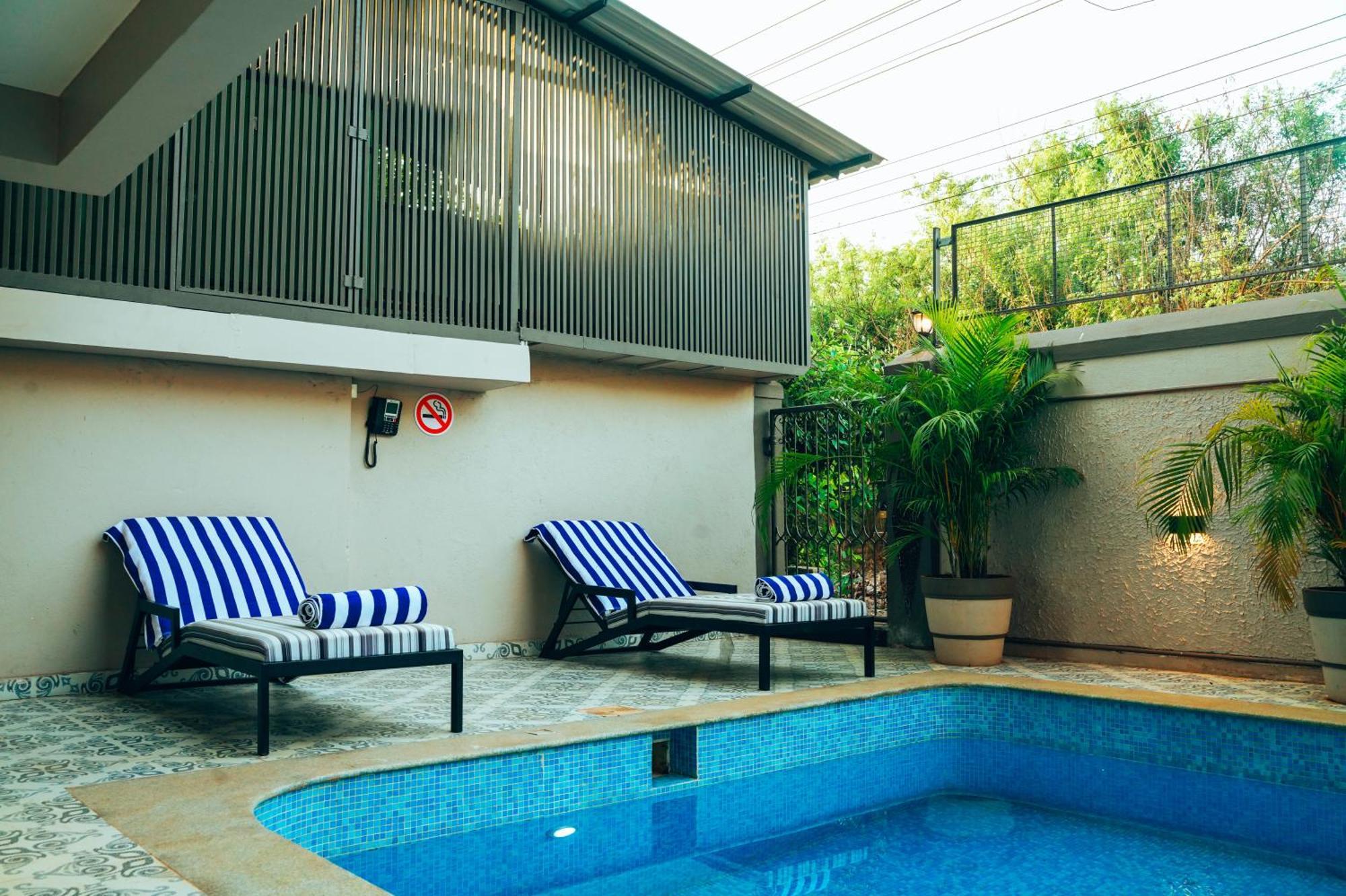 Ariena By Spree Hotels Goa Morjim Buitenkant foto