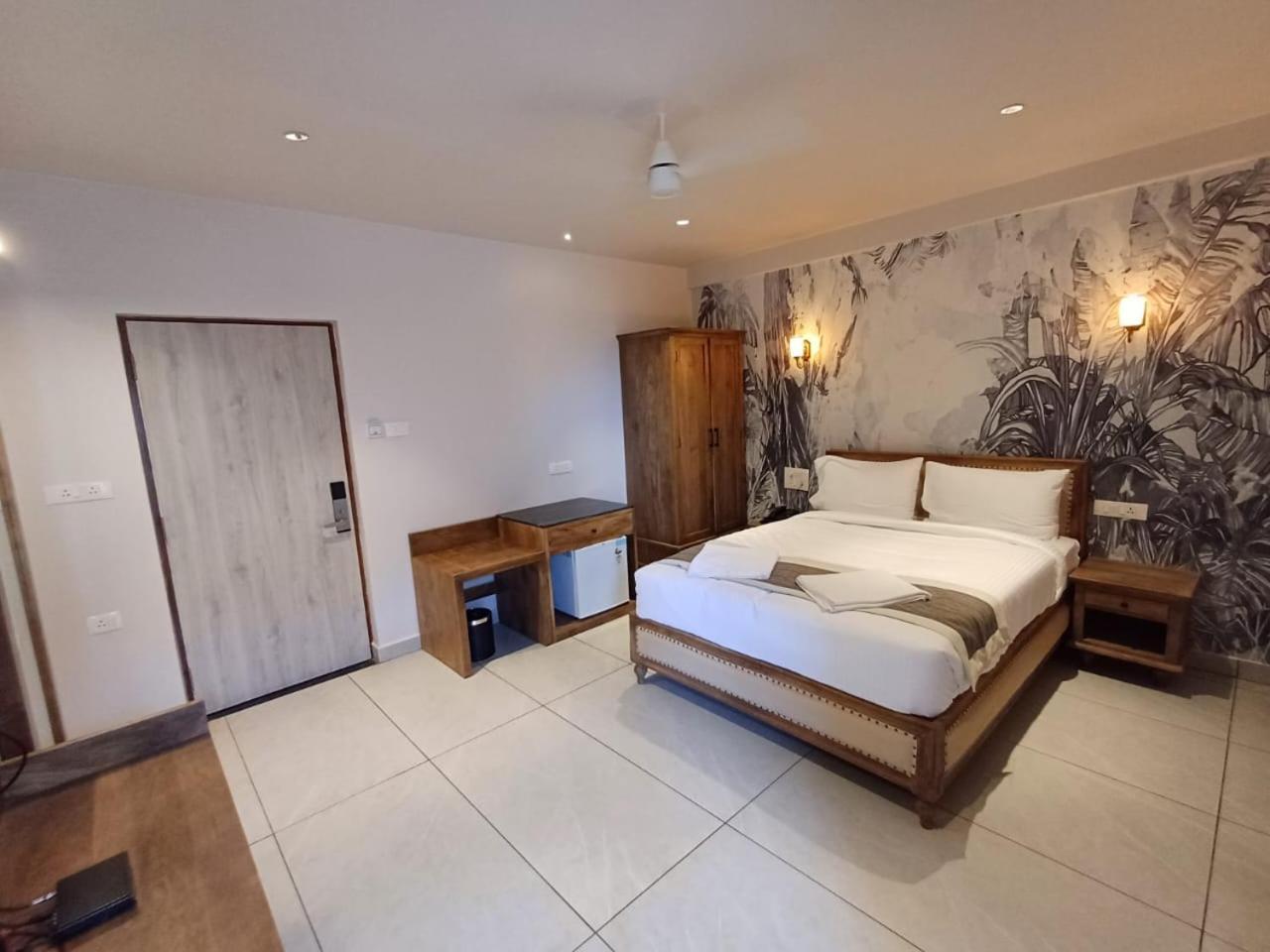 Ariena By Spree Hotels Goa Morjim Buitenkant foto